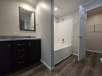 2020 Champion RA2856205 Mobile Home