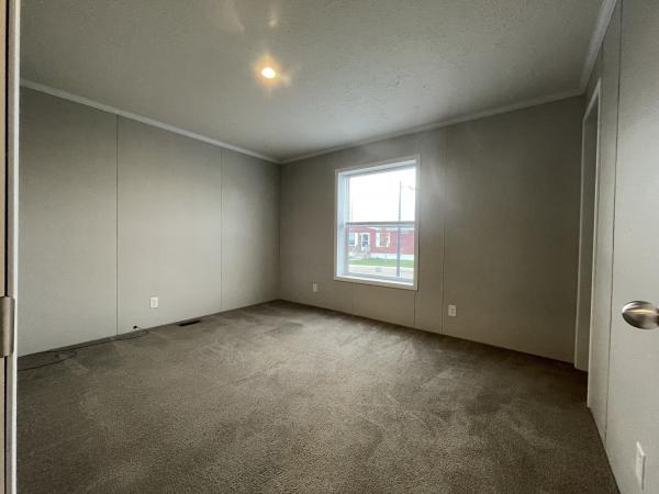 2021 Champion RFN2856907 Mobile Home