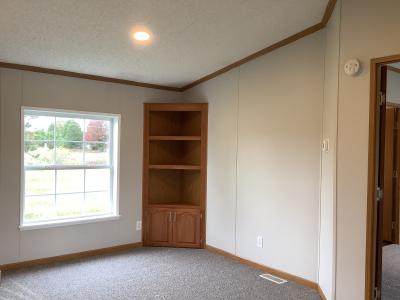 Photo 4 of 9 of home located at 7316 Kensington Drive East Fort Wayne, IN 46818