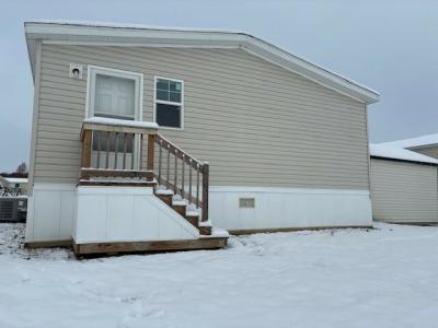 Photo 2 of 3 of home located at 6826 Autumn Chase Fort Wayne, IN 46818