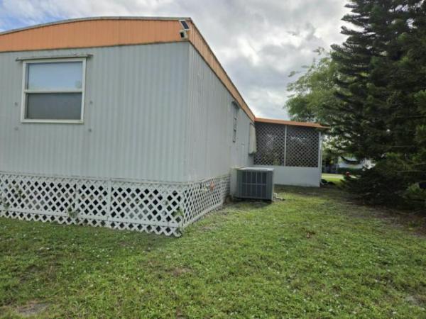 1979 BUDD Manufactured Home