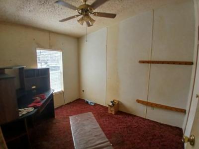 Photo 5 of 11 of home located at 7013 Greenbrier Village Drive Lakeland, FL 33810