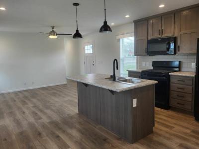 Photo 4 of 17 of home located at 3 Swan Lane Beecher, IL 60401