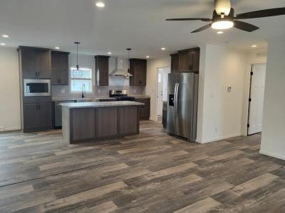 Photo 2 of 20 of home located at 58 Partridge Lane Beecher, IL 60401