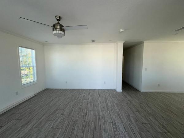 2025 Champion - Lake City LaBelle - power by 12/15 Mobile Home