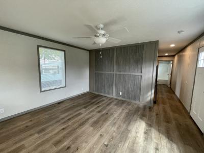 Photo 2 of 8 of home located at 5143 Kidway Ct Sterling Heights, MI 48310