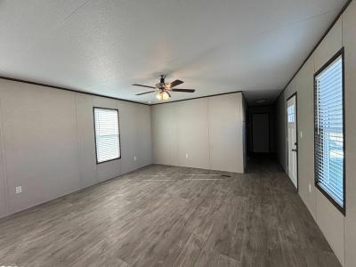 Photo 3 of 25 of home located at 204 Linda #Ln204 Conroe, TX 77301