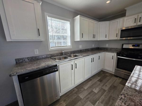 2021 Champion - Topeka Mobile Home