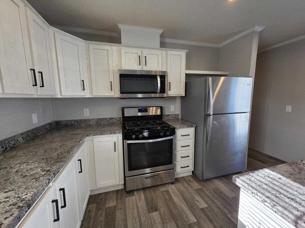 2021 Champion - Topeka Mobile Home