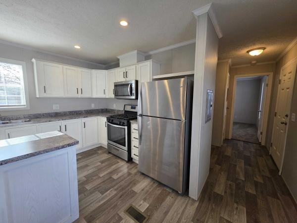 2021 Champion - Topeka Mobile Home