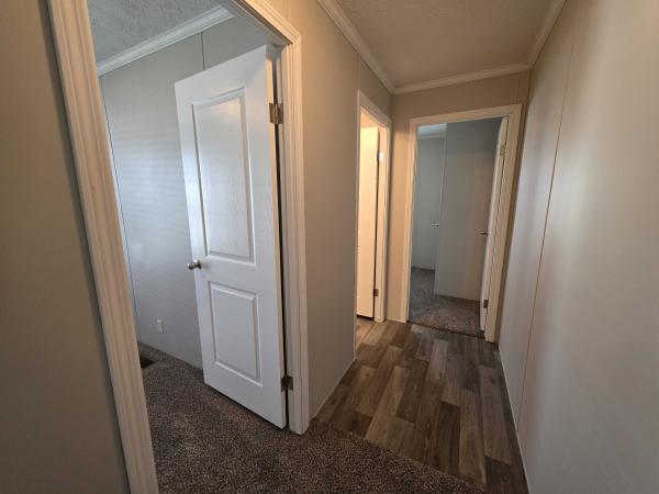 2021 Champion - Topeka Mobile Home