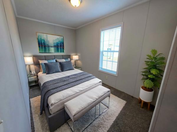 2021 Champion - Topeka Mobile Home