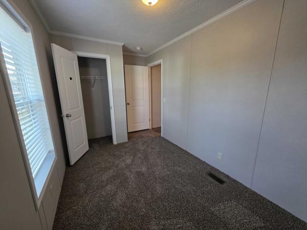 2021 Champion - Topeka Mobile Home