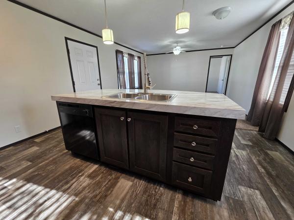 2020 Clayton - Wakarusa Mobile Home