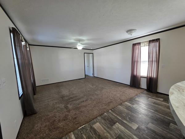 2020 Clayton - Wakarusa Mobile Home