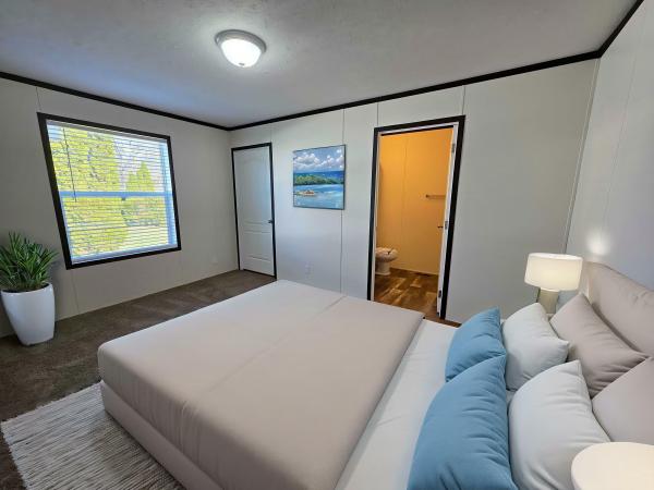 2020 Clayton - Wakarusa Mobile Home