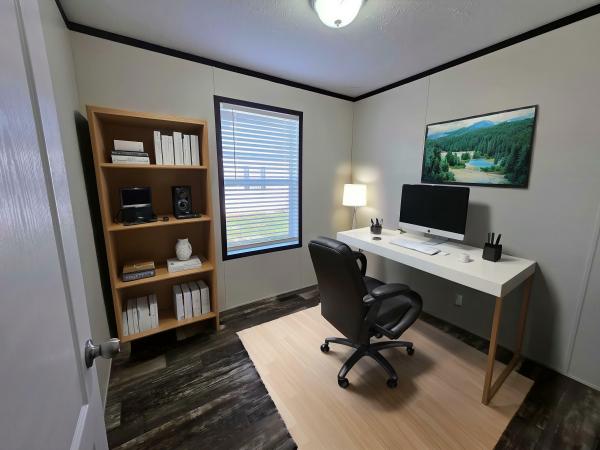 2020 Clayton - Wakarusa Mobile Home