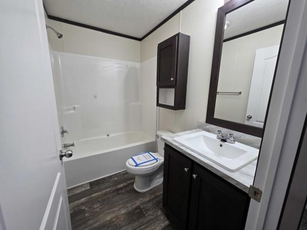 2020 Clayton - Wakarusa Mobile Home