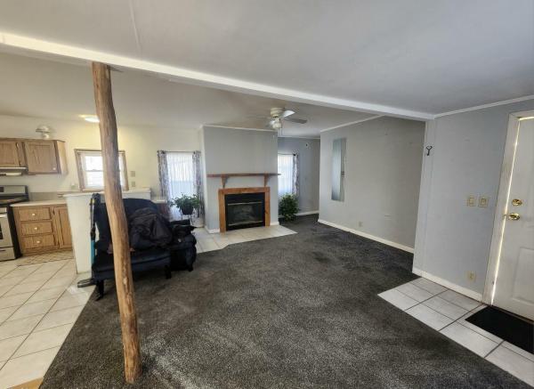 1989 Riverview  Home