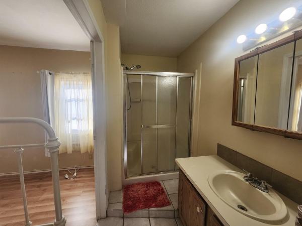 1989 Riverview  Home