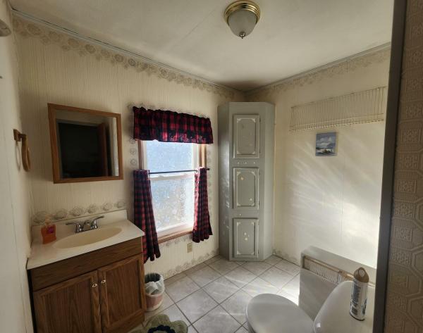 1989 Riverview  Home