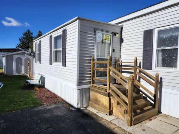 1989 Riverview  Home