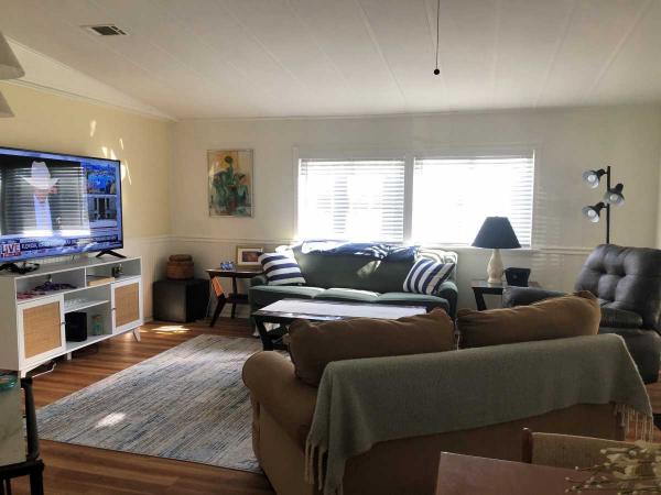 1983 Comm Mobile Home