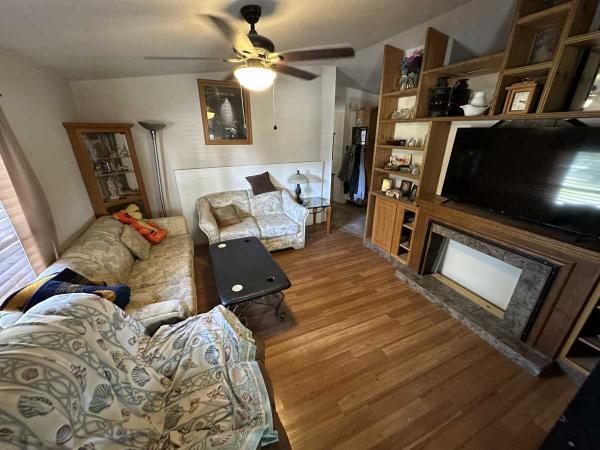 1987 Barrington Mobile Home