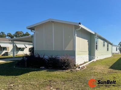 Photo 5 of 61 of home located at 3151 NW 44th Avenue Lot 215 Ocala, FL 34472