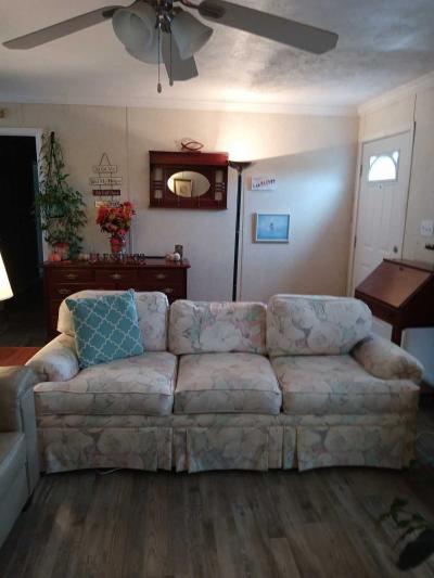 Photo 13 of 8 of home located at 105 Hubbard Circle Clinton, TN 37716