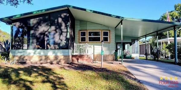 Photo 1 of 2 of home located at 1270 Citrus Dr Leesburg, FL 34788