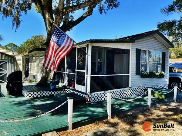 Photo 1 of 2 of home located at 1571 Doyle Road Lot 87 Deltona, FL 32725