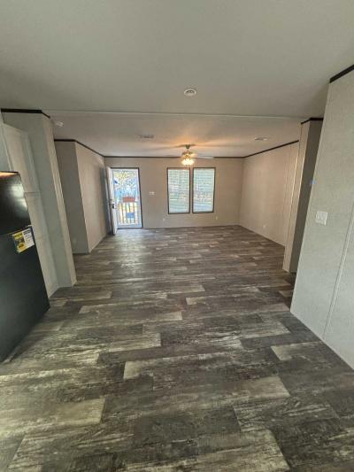 Photo 5 of 9 of home located at 6121 Collins Rd, #55 Jacksonville, FL 32244