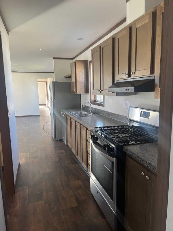 2022 Skyline RVH 1676-1 Manufactured Home