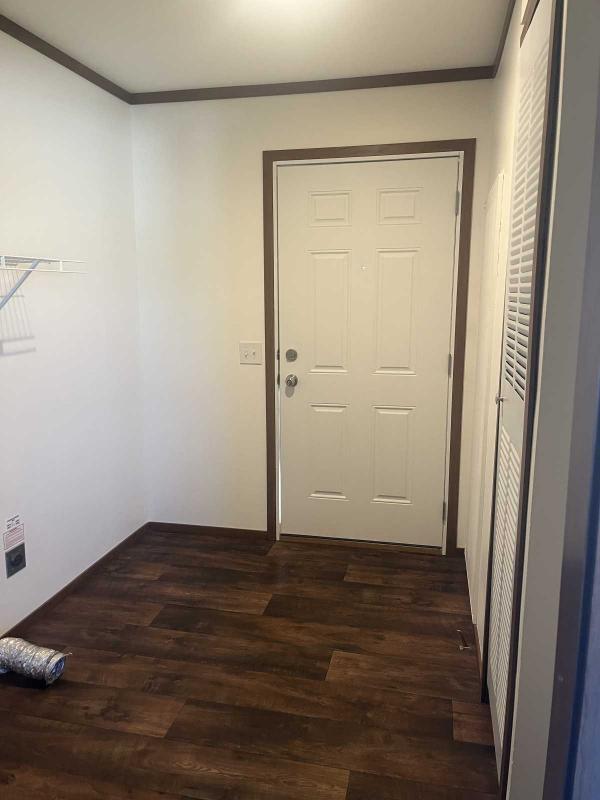 2022 Skyline RVH 1676-1 Manufactured Home