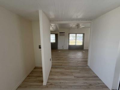 Photo 4 of 49 of home located at 381 Jacaranda Venice, FL 34285