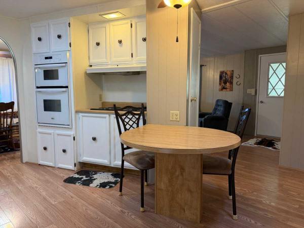 1977 CAVCO Mobile Home