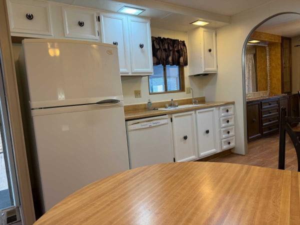 1977 CAVCO Mobile Home