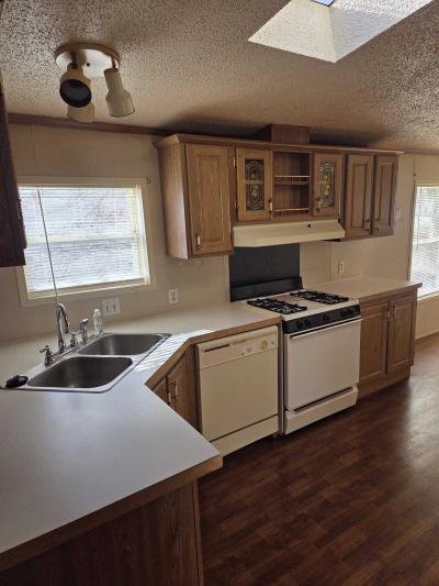 Photo 4 of 8 of home located at 7813 S Lakeside Drive Pendleton, IN 46064