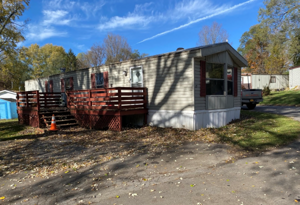 1987 Skyline SAL 213 PRO 7423 Manufactured Home