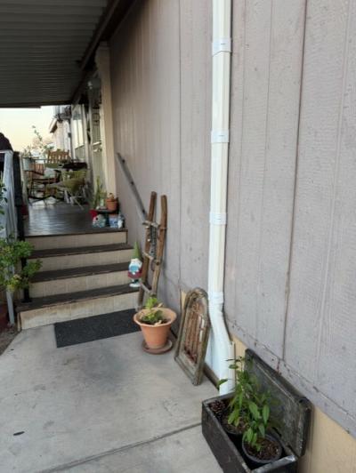 Photo 2 of 19 of home located at 3001 Cabana Dr Las Vegas, NV 89122