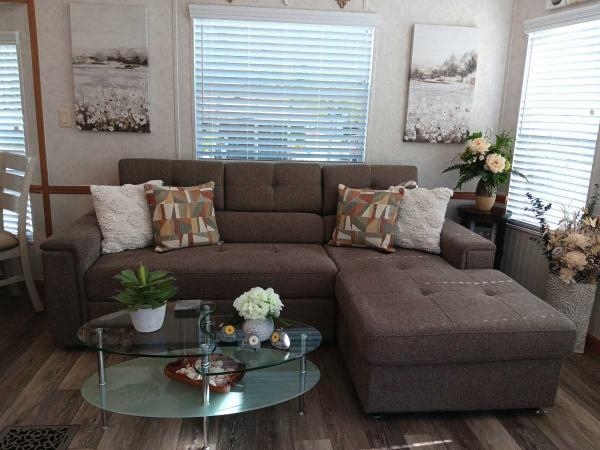 2004 Manufactured Home