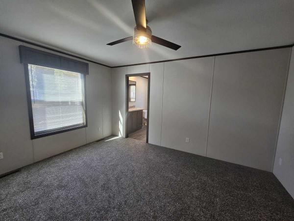 2025 Friendship Vista 193501 Manufactured Home