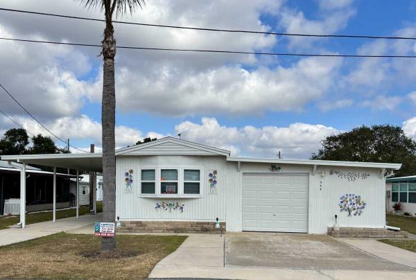 1982  Mobile Home For Sale