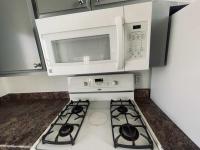 1987 GOLDEN WEST	 Manufactured Home