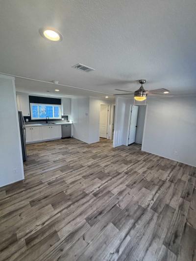 Photo 2 of 8 of home located at 5291 Collins Rd., #120 Jacksonville, FL 32244