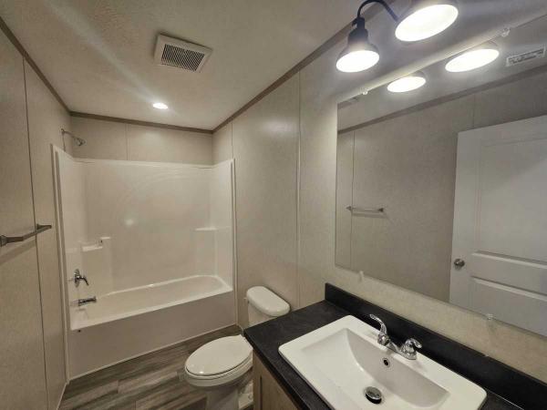 2025 Friendship Vista 193501 Manufactured Home