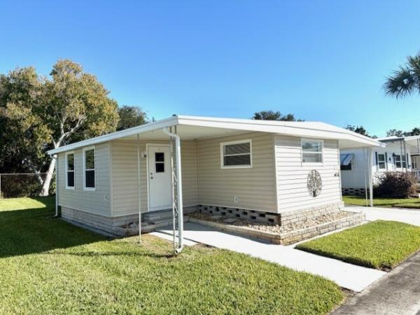 Photo 1 of 2 of home located at 1071 Donegan Rd Lot 668 Largo, FL 33771