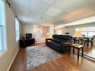 Photo 5 of 28 of home located at 1071 Donegan Rd Lot 668 Largo, FL 33771