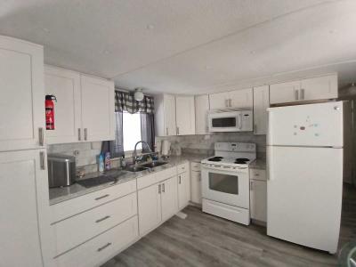 Photo 3 of 8 of home located at 1307 S Parrott Ave, Lot 6 Okeechobee, FL 34974